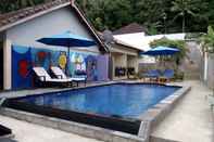 Fitness Center Family Garden Homestay