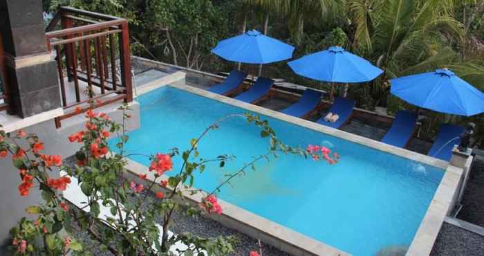 Swimming Pool Breeze Villa