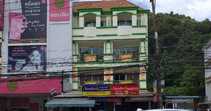 Bangunan Number 1 Guesthouse & Restaurant