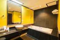 Toilet Kamar Aonang Orchid Resort (SHA Extra Plus)