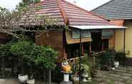 ภายนอกอาคาร 2 Pondok Asri Homestay