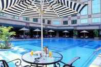 Swimming Pool JW Marriott Kuala Lumpur