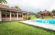 Swimming Pool 7 Villa Bango @ Puncak