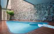 Swimming Pool 4 Sawana Suites