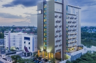 Exterior KHAS Pekanbaru Hotel