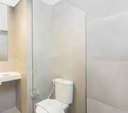 In-room Bathroom 6 KHAS Pekanbaru Hotel