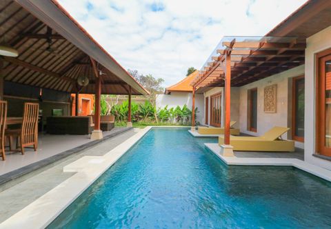 游泳池 Three Brothers Legian Suite and Villa