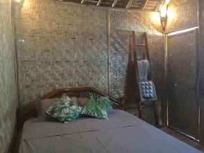 Kamar Tidur 4 Neptune Bungalow and Coffee Shop