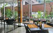 บาร์ คาเฟ่ และเลานจ์ 6 s2s Boutique Resort Bangkok