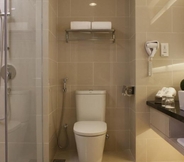 Toilet Kamar 7 AC Hotel by Marriott Penang