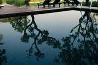 Swimming Pool Aruntara Riverside Boutique Hotel