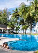 SWIMMING_POOL Outrigger Khao Lak Beach Resort