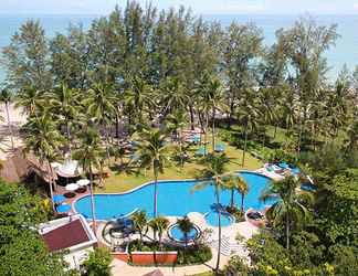 ภายนอกอาคาร 2 Outrigger Khao Lak Beach Resort