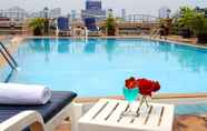 Swimming Pool 4 Royal Suite Hotel Bangkok - SHA Plus Certified