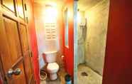 Toilet Kamar 3 Da Kanda Villa Beach Resort