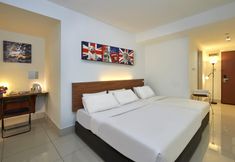 Bedroom 2 V Hotel Kuala Lumpur