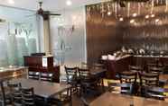 Restaurant 5 Bary Inn Hotel KLIA & KLIA2, Free Airport Shuttle