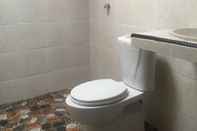 Toilet Kamar Villa Sinta