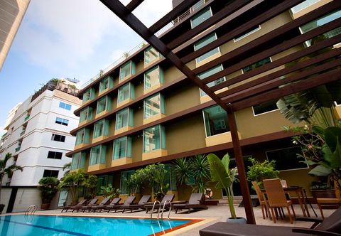 Swimming Pool Dynasty Grande Hotel Bangkok