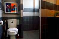In-room Bathroom Cool Residence