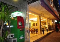 Exterior 5 Orchid Hostel