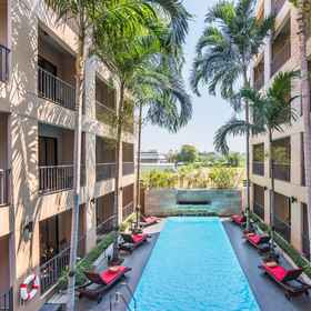 Swimming Pool 1 The Cottage Suvarnabhumi, KMITL Faculty of Engineering Hotels