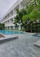 SWIMMING_POOL CHERN Bangkok Boutique Hostel