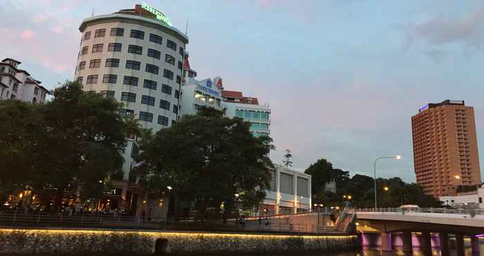 Exterior Robertson Quay Hotel