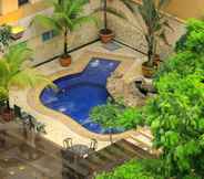 Hồ bơi 6 Hotel Bencoolen Singapore