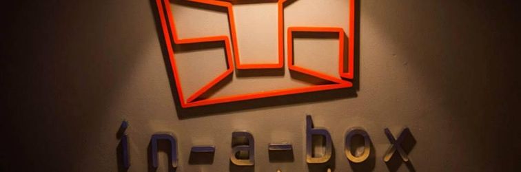 Lobby In a Box Hostel