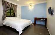 Bedroom 3 Hotel Paloma Inn