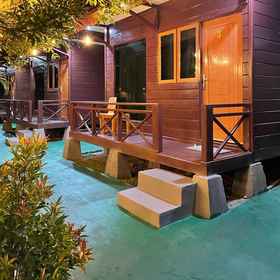 D'Hawaii Homestay 1, Hotel Rumah Sakit Yowari