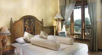 Bedroom 4 Omah Sinten Heritage Hotel & Resto