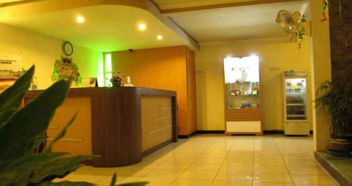 Lobby Lestari Hotel & Resto 