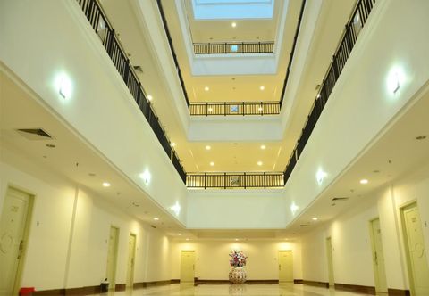 Lobby MTC 2B Apartment