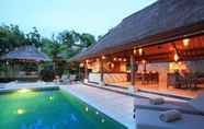 Swimming Pool 5 Villa Bayu 