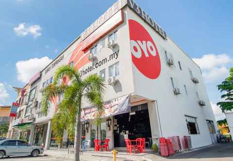 Exterior OYO 383 V3 Hotel Nusajaya