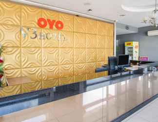 Lobby 2 OYO 383 V3 Hotel Nusajaya