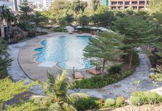 Swimming Pool 2 R-Con Wong Amat Suite