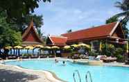 สระว่ายน้ำ 2 Bill Resort Koh Samui