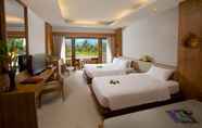 Kamar Tidur 5 Thai House Beach Resort