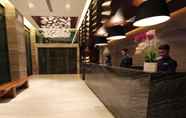 Lobby 7 Hotel Grandis