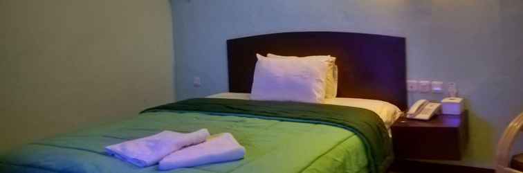 Kamar Tidur Raden Hotel