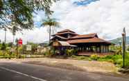 ภายนอกอาคาร 2 OYO 2640 Rumah Kayu Cottage Syariah