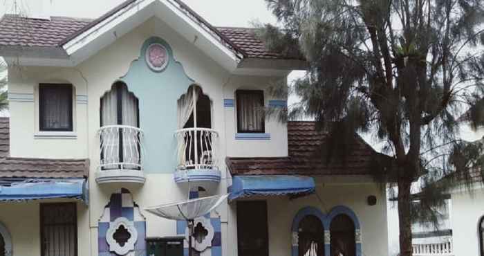 Bangunan Villa Kota Bunga Vinca