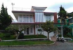 엔터테인먼트 시설 3 Villa Kota Bunga Dahlia