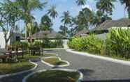 Bangunan 6 The Living Pool Villas