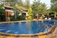 Swimming Pool Pranburi Cabana Resort