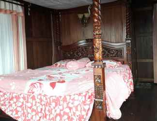 Bedroom 2 Villa Gadang Atas @Sangkuriang Village