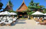 วิวและสถานที่ท่องเที่ยวใกล้เคียง 3 White House Beach Resort and Spa